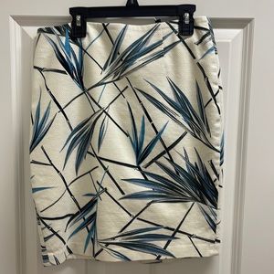 White House Black Market Skirt Size 0